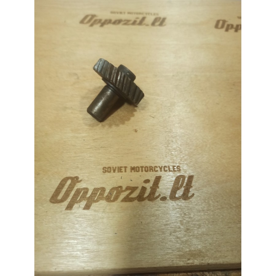 Tepalo siurblio dantratis K750, Ural