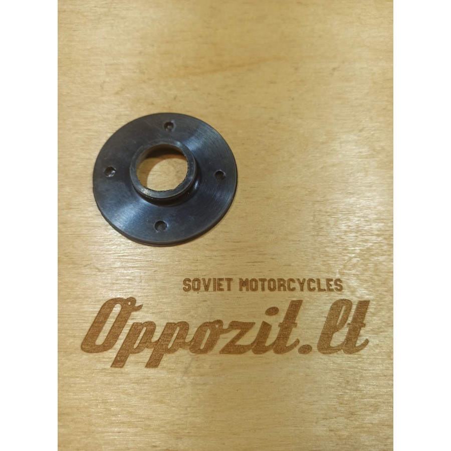 K750/M72 užvedimo kojelės riebokšlis