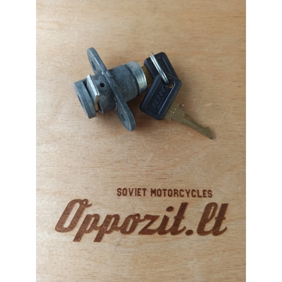 Lopšio sėdynės spynelė Iž